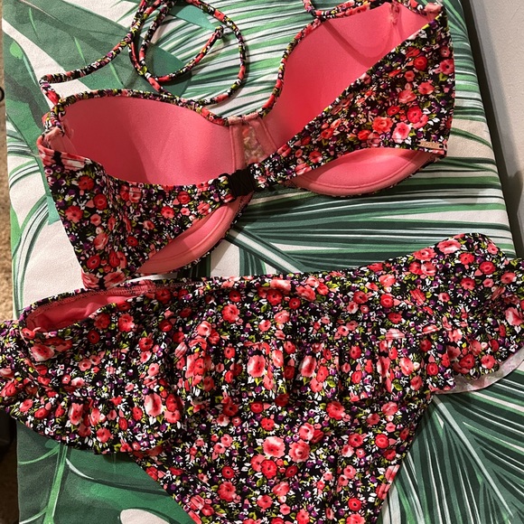 Floral Bikini pink - Picture 2 of 3